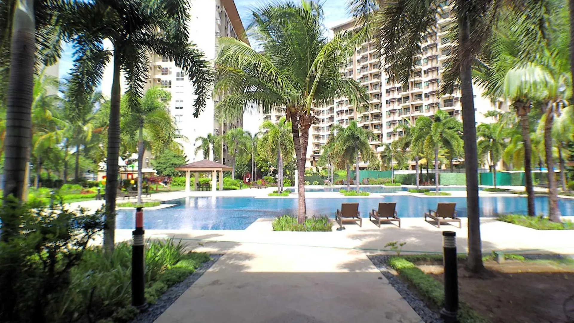 Infinity Staycation At Sucat Manila 0*,  Philippines